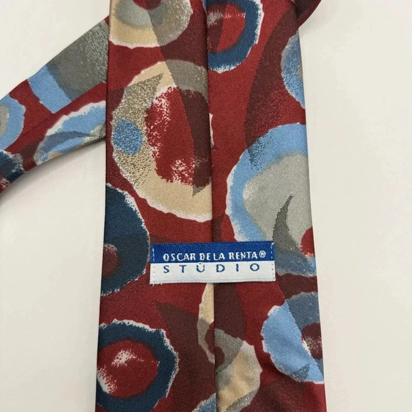 Oscar De La Renta Studio Menswear Red Tie Polyester Silk Mix Made In USA - Picture 3 of 5